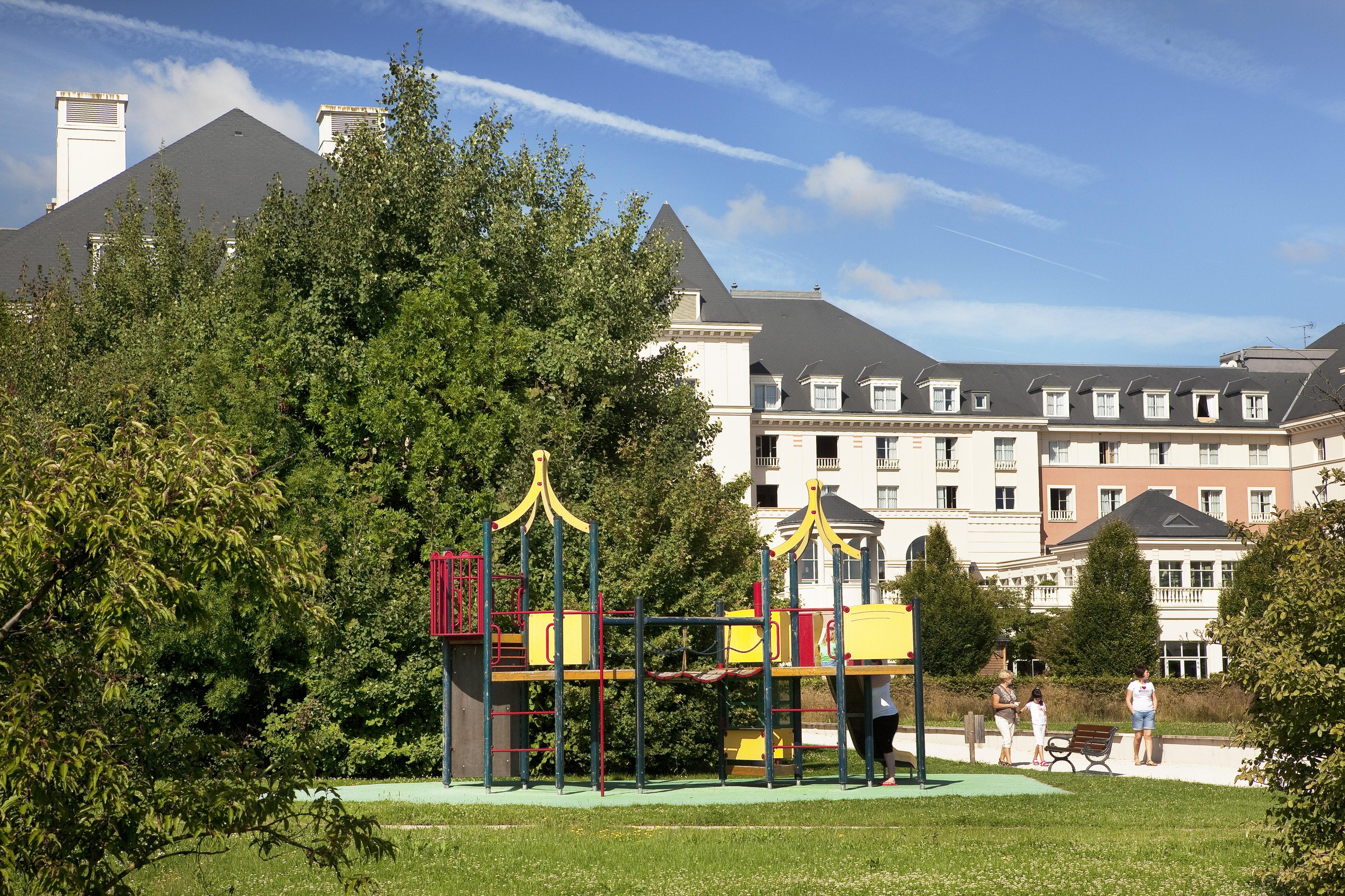 Dream Castle Hotel Marne La Vallee Magny-le-Hongre Zewnętrze zdjęcie